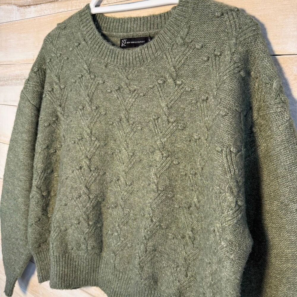 New York & Company Olive Green Textured Crew Neck Sweater Size Small